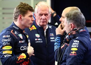 Verstappen alerta Red Bull sobre nova crise envolvendo Marko.