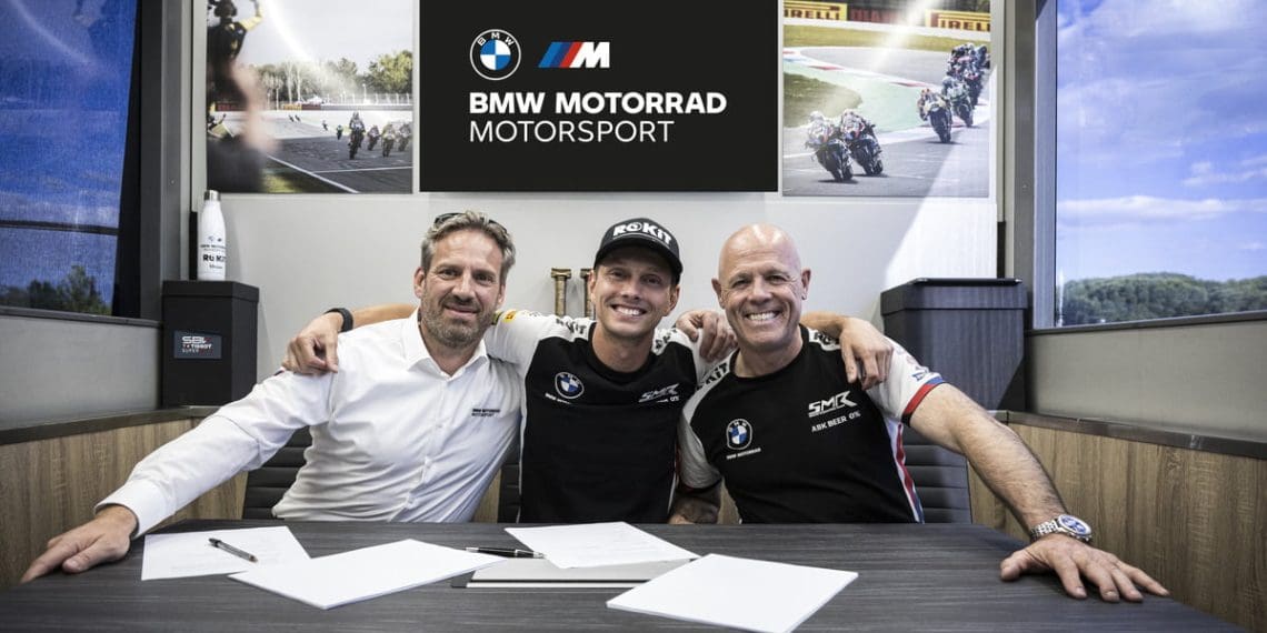 BMW mantém van der Mark para a temporada 2025 do WorldSBK.