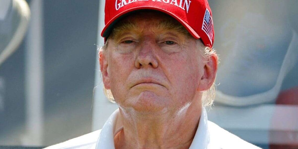 Miami Grand Prix processa suposto associado próximo de Donald Trump por organizar arrecadação de fundos no evento.