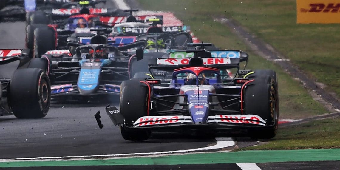 Ricciardo furioso com resposta de Stroll ao acidente.