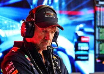 Red Bull confirma renomado designer Newey deixará equipe de F1 em 2025.