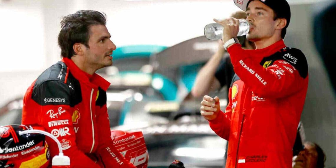 Carlos Sainz critica companheiro de equipe Charles Leclerc por empurrá-lo para fora da pista no Grande Prêmio da Espanha.
