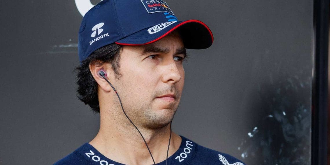 Fãs criticam Red Bull por estender contrato de Sergio Perez por mais 2 anos após sua eliminação no Q1 no Grande Prêmio do Canadá.