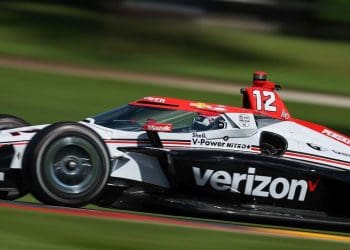Poder garante vitória em primeira vitória na IndyCar desde há dois anos.