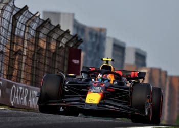 Perez: Alterações na configuração do carro afetaram a velocidade na qualificação do Grande Prêmio da China de F1.