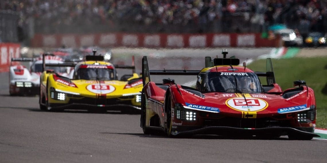 Ferrari confessa subestimar chuva durante 6H Imola.
