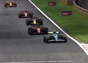 Aston Martin pede revisão da penalidade de Alonso no GP da China Sprint.