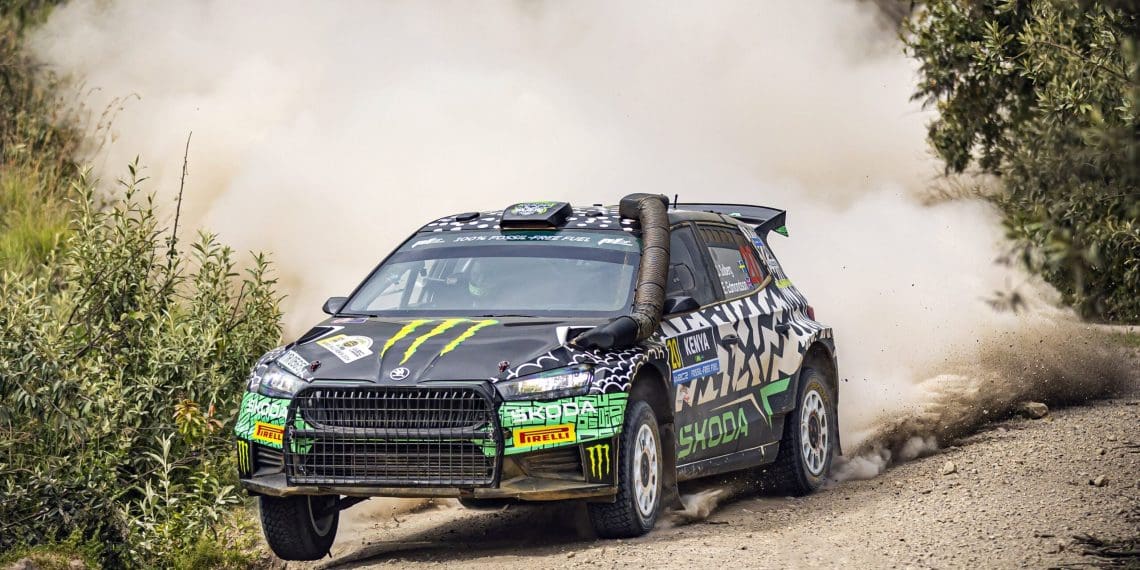 Skoda’s Solberg e Greensmith disputam sucesso na WRC2 em Portugal.