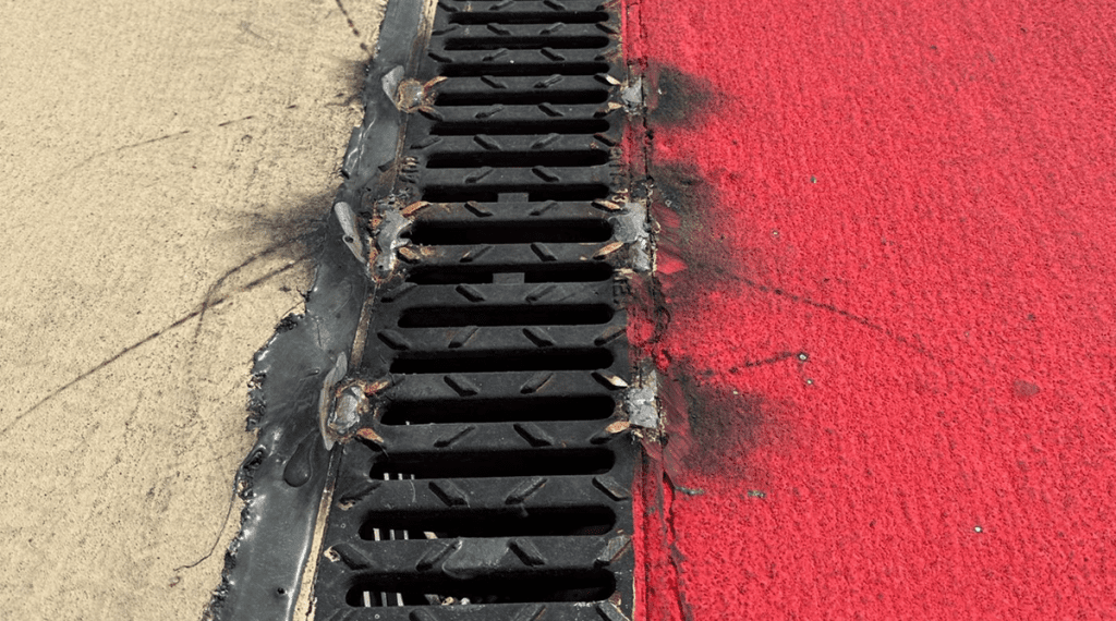 Solução da F1 para problema de tampa de drenagem no Grande Prêmio do Bahrein revelada.