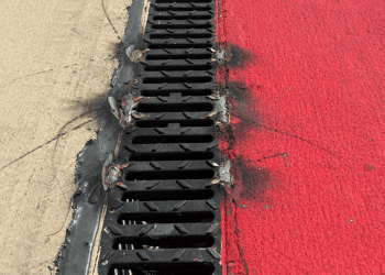 Solução da F1 para problema de tampa de drenagem no Grande Prêmio do Bahrein revelada.