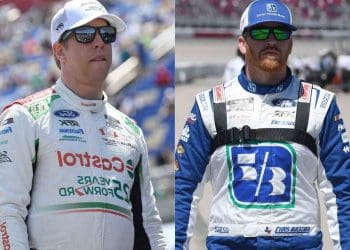 VÍDEO: Brad Keselowski incentiva Chris Buescher a manter estilo de corrida apesar de contratempos consecutivos.