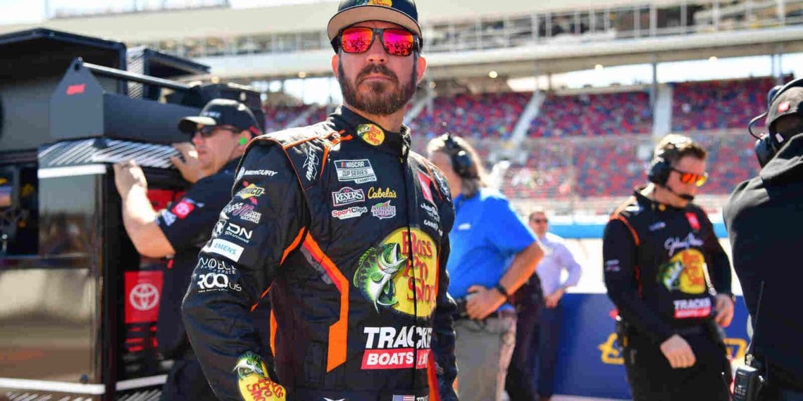 Martin Truex Jr. poderá passar por treinamento de sensibilidade por explosão ofensiva em Sonoma.