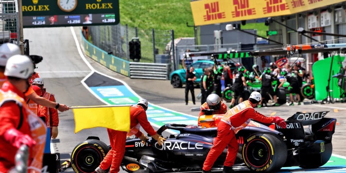 Verstappen garante sorte ao conquistar pole position na F1 Sprint na Áustria.