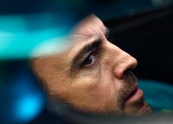 Alonso decide sobre contrato da F1 com a Aston Martin.