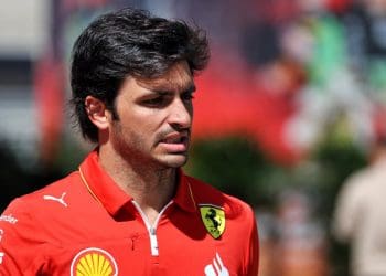 Sainz: Escolher próxima equipe de Fórmula 1 sob novas regulamentações &lsquo;como jogar uma moeda ao ar&rsquo;