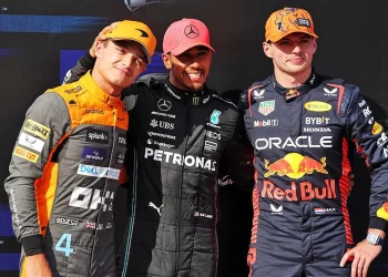 Max Verstappen alerta Lando Norris.