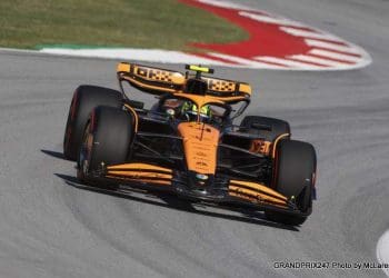 Grande Prêmio da Espanha: Norris supera Verstappen com volta impressionante.