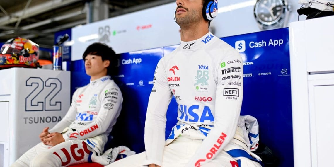 Contrato de Tsunoda aumenta pressão sobre Ricciardo.