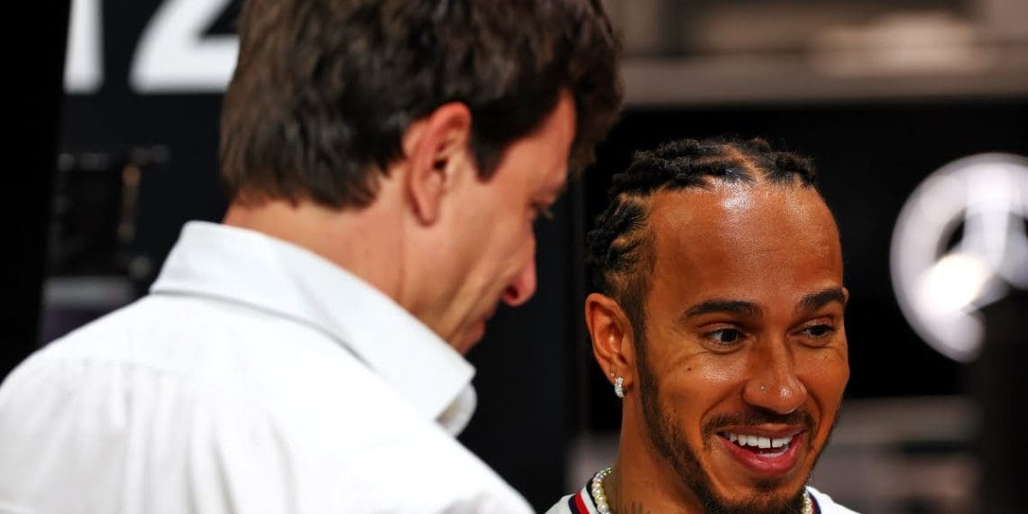 Mercedes busca ajuda da polícia para investigar suposta sabotagem no carro de F1 de Hamilton.