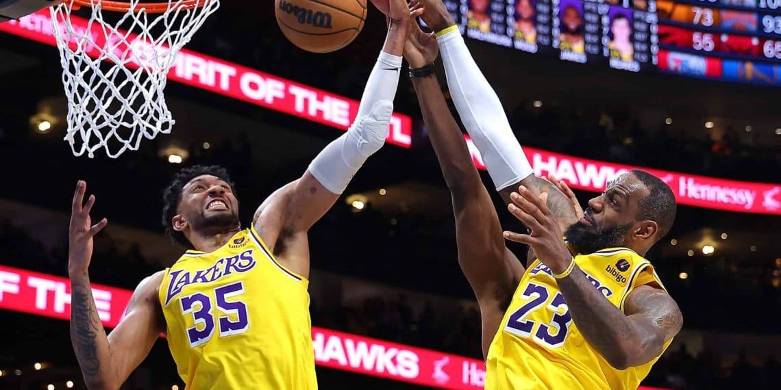 LAKERS FIGHT FOR PLAYOFF SPOT