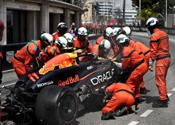 Perez acredita que Magnusen deveria ter evitado incidente na F1 de Mônaco.