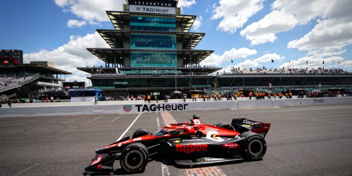 Lundgaard domina segunda sessão de treinos em IMS IndyCar.