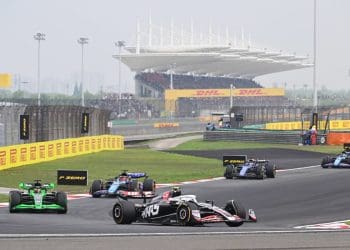 Próximos desenvolvimentos na batalha pelas posições menos desejadas na F1 2025.