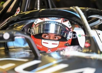 Sao Paulo E-Prix: Dupla da Jaguar é a mais rápida na primeira sessão de treinos.