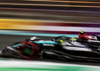 Mercedes não sacrificará os pontos fortes do W15 para resolver problemas de alta velocidade na F1.