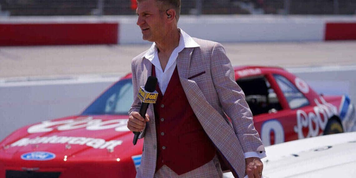 Clint Bowyer está pronto para fazer um retorno lendário com a Spire Motorsports.