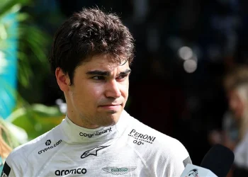 Aston Martin mandado demitir Lance Stroll.