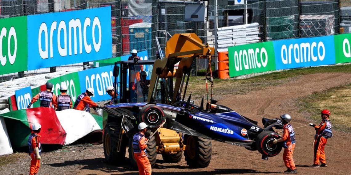 Albon tentou evitar colisão em Suzuka F1 com Ricciardo.