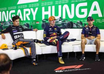 VÍDEO: Max Verstappen ignora Sergio Perez e amigo próximo Lando Norris ao prever os pilotos no pódio para o Campeonato de 2024.