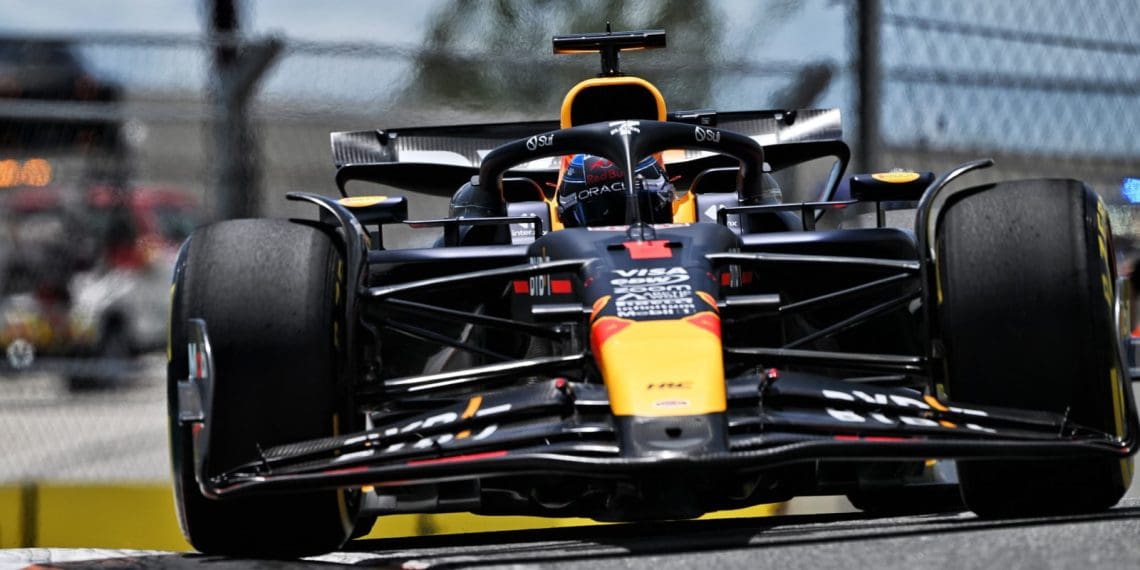 Verstappen à frente de Piastri no único treino do Grande Prêmio de Miami