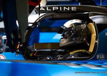 Schumacher vive o período mais longo na beira em 24 horas.