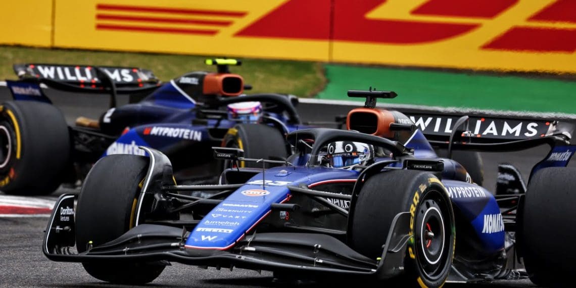 Albon otimista sobre capacidade da Williams priorizar atualizações com chassis extra.