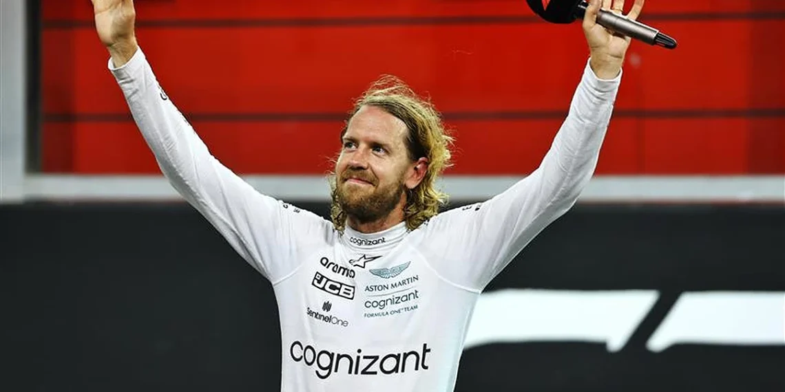 Sebastian Vettel espera substituir Lewis Hamilton na Mercedes.