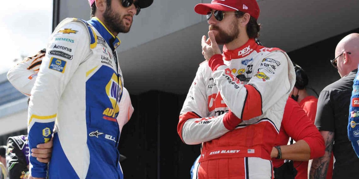 Chase Elliott denuncia que os carros Next-Gen são projetados com motores intencionalmente ineficientes.