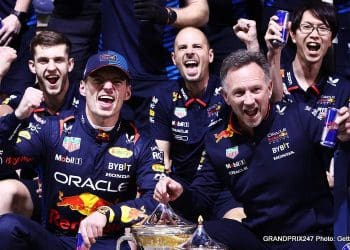 Grande Prêmio da Austrália: Verstappen brilha em meio ao drama de Horner?