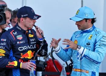 Sainz acredita que Ferrari pode desafiar Verstappen no Grande Prêmio de Fórmula 1 de Miami.