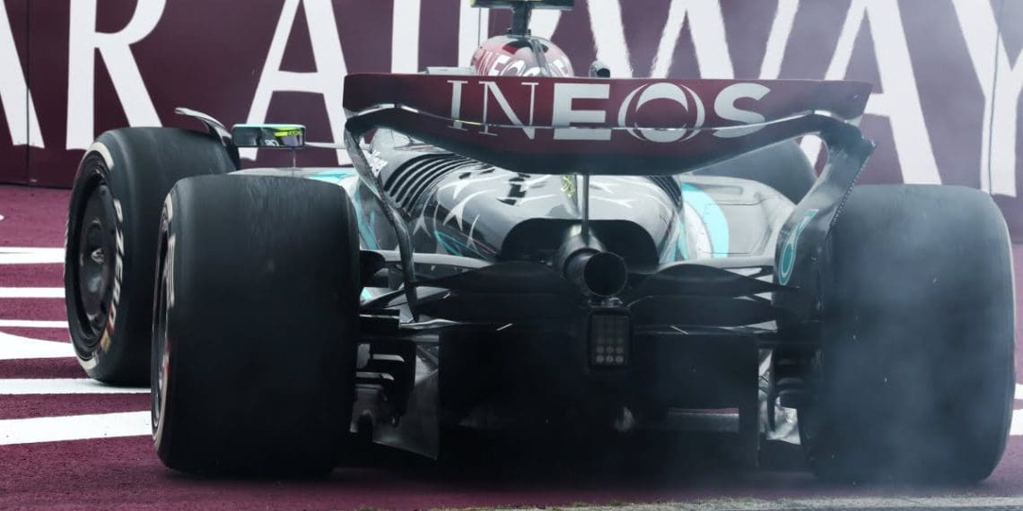 Mercedes: Hamilton culpa carro ‘difícil’ W15 da F1 por erros na China.