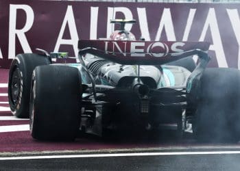 Mercedes: Hamilton culpa carro ‘difícil’ W15 da F1 por erros na China.