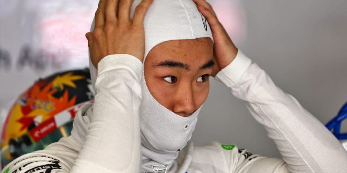 O piloto imprevisível causando caos nas batalhas de última hora da temporada maluca da F1.