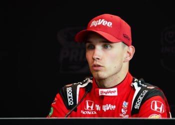 Lundgaard discute plano ousado de pneus que resultou em seu primeiro pódio na IndyCar em 2024.