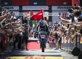 Razgatlioglu conquista terceira vitória consecutiva no WorldSBK em Misano.