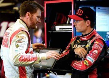 Dale Earnhardt Jr. pede à NASCAR para eliminar a troca de marchas.