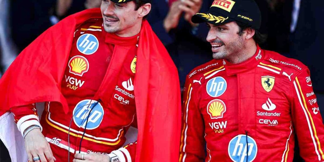 Carlos Sainz expressa alegria sobre vitória de Charles Leclerc no GP de Mônaco.