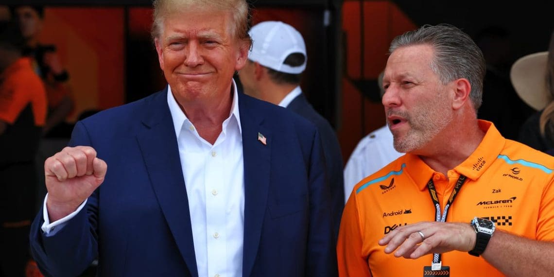 Razões pelas quais Donald Trump está presente no Grande Prêmio de Miami com a McLaren.
