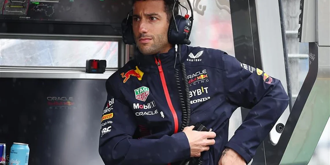 Ricciardo encerra jejum de pontos no Grande Prêmio do Canadá, futuro permanece incerto.