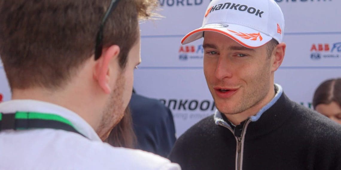 Vandoorne culpa segundo safety car por perder a corrida.